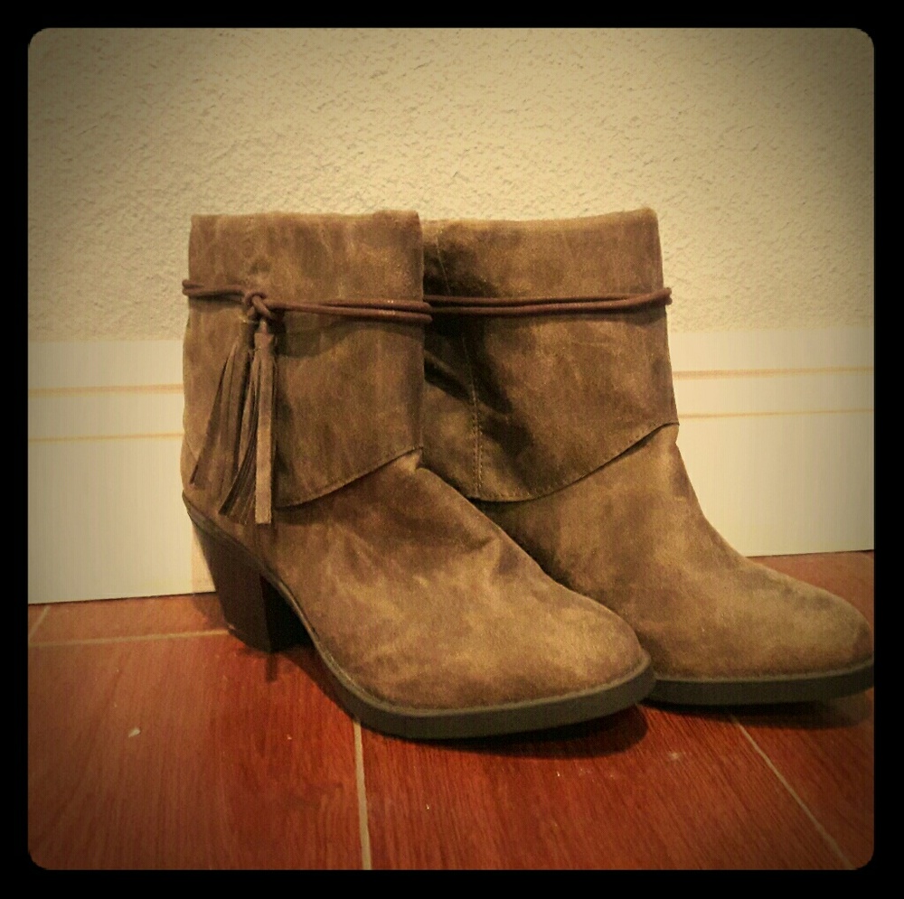 Rampage tailback suede ankle boots